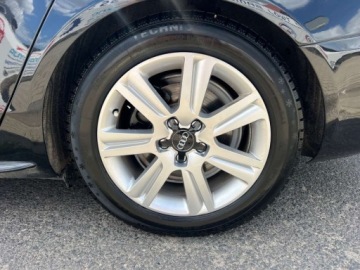 Audi A4 B8 Avant 2.0 TDI 143KM 2009 Audi a4 S-LINE AUTOMAT LEDY PARKTRONIC NAWIGACJA NOWY ROZRZAD NOWY DWUMAS, zdjęcie 19