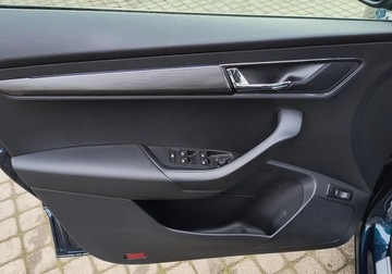 Skoda Karoq Crossover Facelifting 2.0 TDI SCR 150KM 2022 Skoda Karoq 2.0 TDI SCR 4x4 Style DSG, 150KM,, zdjęcie 23