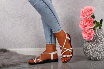 ЭЛЕГАНТНЫЕ ЖЕНСКИЕ САНДАЛИИ НА ЛЕТО, С ПЛОСКИМ ДНОМ