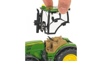 SIKU 3282 TRAKTOR JOHN DEERE 6210R 1:32