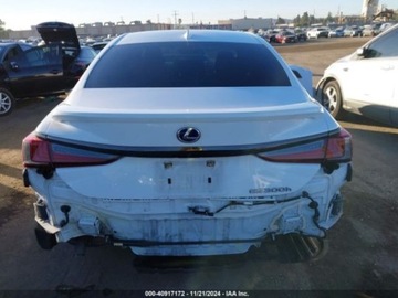 Lexus ES VII (XV70) 2022 Lexus ES 2022r., F Sport, od ubezpieczalni 2.5 Benzyna 176KM, zdjęcie 5