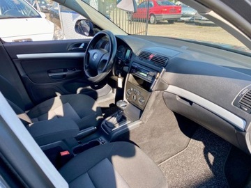 Skoda Octavia II Kombi 2.0 TDI CR DPF 140KM 2008 Skoda Octavia Automat 2.0 Diesel 140KM, zdjęcie 6