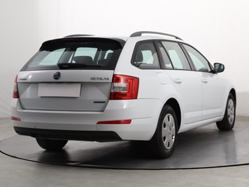 Skoda Octavia III Kombi 1.6 TDI CR DPF 110KM 2014 Skoda Octavia 1.6 TDI, Salon Polska, Klima, zdjęcie 4