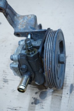 MITSUBISHI PAJERO SPORT ČERPADLO SERVA 2,5 TDI 99R