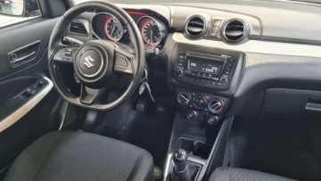 Suzuki Swift VI Hatchback 1.2 DualJet SHVS 90KM 2020 Suzuki Swift 1,2 DualJet SHVS, Hybrid 90 KM, 71 Tys.km, Gwarancja 1.2 90KM, zdjęcie 18