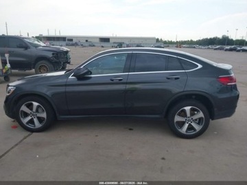 Mercedes GLC C254/X254 2023 Mercedes-Benz GLC 2023 r., 2,0L GLC 300 COUPE 4MATIC 2.0 Benzyna 255KM, zdjęcie 6