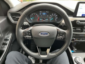 Ford Escape III 2022 Ford Escape 2.0 benzyna 254 KM automat zarej w PL zadbany zamiana, zdjęcie 10