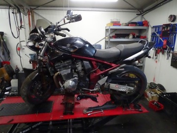 Suzuki Bandit GSF 1200 05-06 Топливный бак