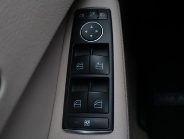 Mercedes Klasa E W212 Kombi Facelifting 220 CDI 170KM 2014 Mercedes E E 220 CDI, 167 KM, Automat, Skóra, zdjęcie 20