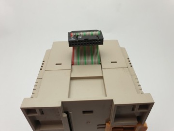 Модуль ПЛК OMRON SYSMAC CPM1 CPM1-20EDR