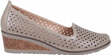 BEŻOWE BUTY DAMSKIE NA KOTURNIE AŻUROWE ZŁOTE WSUWANE MOKASYNY POTOCKI HOT