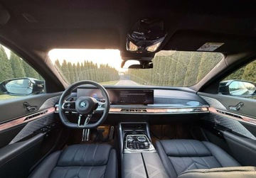 BMW Seria 7 G70 2024 BMW Seria 7 M760e Full Opcja F-Vat 23 3.0 Hybryda Plug-in 381KM, zdjęcie 9
