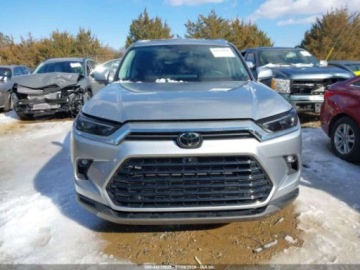 Toyota 2024 Toyota Grand Highlander Platinum 2024 2.4 Benzyna 265KM, zdjęcie 7