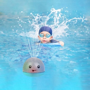 ФОНТАН С КИТОМ ДЛЯ ВОДНЫХ КУПАНИЙ ДЕТЕЙ МАТАДИ