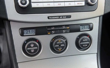 Volkswagen Passat B6 Variant 2.0 TDI PD-DPF 140KM 2007 Volkswagen Passat 2.0TDI 140KM SportLIne Alu 18 Climatron Pdc Po Serwisie, zdjęcie 21