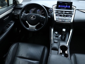 Lexus NX I SUV 300h 197KM 2017 Lexus NX 300h, Salon Polska, 1. Właściciel, zdjęcie 6