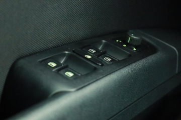 Skoda Superb II Kombi 2.0 TDI CR DPF 140KM 2012 Skoda Superb 2.0 TDI, DSG, Navi, Xenon, Klima, zdjęcie 16