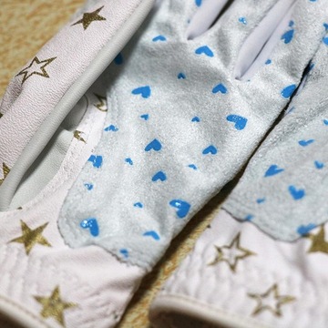 2 детские перчатки для гольфа для звеньев и усилителя; Правая рука,