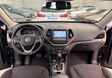 Jeep Cherokee V Terenowy 3.2 V6 272KM 2016 Jeep Cherokee 4x4 CHEROKEE 3.2 V6 272 KM 2016r Warszawa 3.2 Benzyna, zdjęcie 6