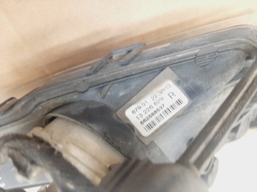 HALOGEN + MŘÍŽKA PRAVÝ NÁRAZNÍK PŘEDNÍ OPEL INSIGNIA A BATERKA 2008-2013