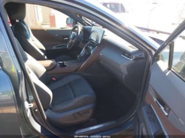 Toyota Venza 2021 Toyota Venza 2021r., 4x4, 2.5L 2.5 Hybryda 219KM, zdjęcie 8