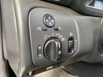 MERCEDES TŘÍDA C W203 S203 CLK W209 C209 - SPÍNAČ PŘEPÍNAČ SVĚTEL