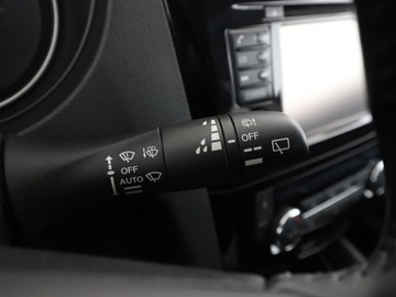 Nissan Qashqai II Crossover Facelifting 1.2 DiG-T 115KM 2018 Nissan Qashqai navi klima auto kamera i czujniki p, zdjęcie 29