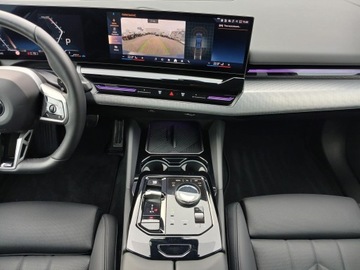 BMW Seria 5 G90-91 2025 BMW 520 BMW 520d xDrive M Pro Iconic Glow Harmann/, zdjęcie 28