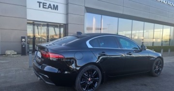 Jaguar XE Sedan Facelifting 2.0 i4P 250KM 2019 Jaguar XE 2.0 Benzyna 250KM, zdjęcie 16