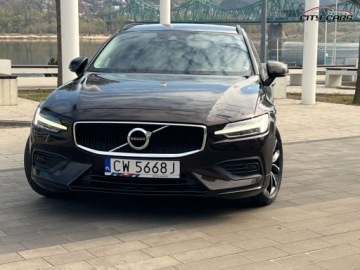 Volvo V60 I Kombi Facelifting 2.0 D3 DRIVE-E 150KM 2018 Volvo V60 2.0 Diesel 150KM LIFT Lakier w orygiale Bardzo zadbane, zdjęcie 2