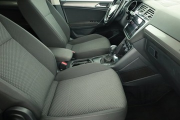 Volkswagen Tiguan Allspace SUV 1.5 TSI EVO 150KM 2019 VW Tiguan Allspace 1.5 TSI, Salon Polska, Automat, zdjęcie 6