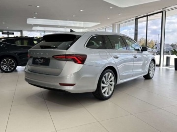 Skoda Octavia IV Kombi 2.0 TDI 150KM 2023 Skoda Octavia Style Kamera cofania CarPlayAndroid Auto Podgrzewane fote, zdjęcie 3
