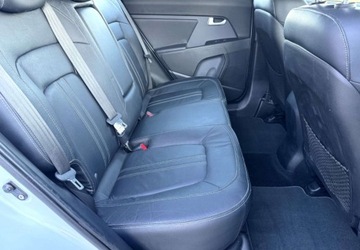 Kia Sportage III SUV 1.7 CRDi 116KM 2011 Kia Sportage Kamera cofania Podgrzewane fotele przod i tyl Klimatronik GWA, zdjęcie 14