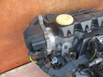 OPEL ASTRA G VECTRA B 1.6 8V X16SZR ГОЛОВКА КЛАПАНОВ