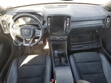 Volvo XC40 2021 Volvo XC 40 T5 R-Design 2021 2.0l 2.0 Benzyna 248KM, zdjęcie 8