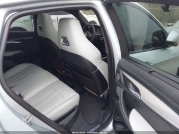 BMW Seria 6 F06-F12-F13 2015 BMW X6M 2015 4.4 Benzyna 567KM, zdjęcie 12