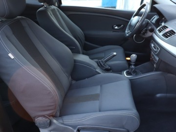 Renault Megane III Coupe 1.6 16v 110KM 2009 Renault Megane 1.6 16V, GAZ, Klima, Klimatronic, zdjęcie 8