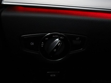 Mercedes Klasa E W213 2021 Mercedes E 300 FV23% PHEV full LED skóra virtual, zdjęcie 38