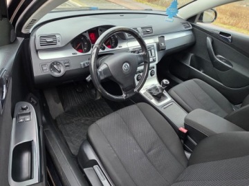 Volkswagen Passat B6 Variant 2.0 TDI PD-DPF 140KM 2007 Volkswagen Passat B6 2,0 TDI 140 KM, zdjęcie 14