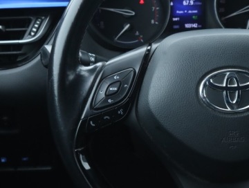 Toyota C-HR I Crossover 1.2L Turbo 116KM 2016 Toyota C-HR 1.2 Turbo, Salon Polska, Skóra, Navi, zdjęcie 17