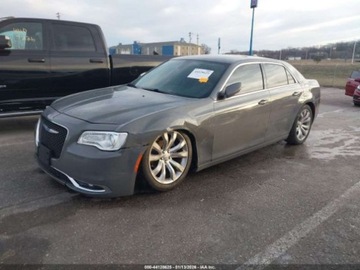 Chrysler 300C II 2018 Chrysler 300 Touring 2018 3.6 Benzyna 292KM, zdjęcie 1
