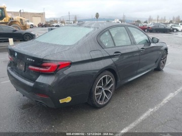 BMW Seria 5 G30-G31 2022 BMW Seria 5 2022r., 2.0L 2.0 Benzyna 288KM, zdjęcie 3