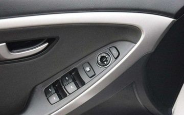 Hyundai i30 II Wagon 1.4 CVVT 100KM 2015 Hyundai i30 1.4B 2015r Navi Kamera 121 Tys Km Sprowadzony Oplacony, zdjęcie 19
