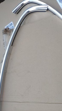 Накладка BMW E90 хромированная полоса правая