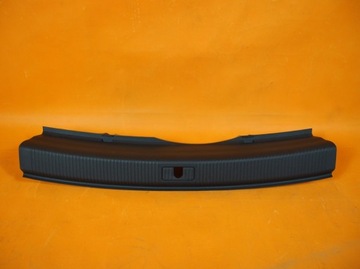 Audi A5 8T Обивка багажника по бокам пола 20км