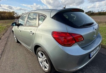 Opel Astra J GTC 1.7 CDTI ECOTEC 130KM 2013 Opel Astra Opel Astra 1.7 CDTI DPF Active 1.7 Diesel 130KM, zdjęcie 26