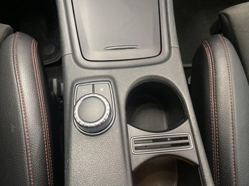 Mercedes GLA I Off-roader 1.6 200 156KM 2016 Mercedes-Benz GLA 200 Mercedes-Benz GLA 200, Benzy, zdjęcie 18