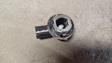 FORD B-MAX DRŽÁK ŽÁROVKY SVĚTLA ZADNÍ