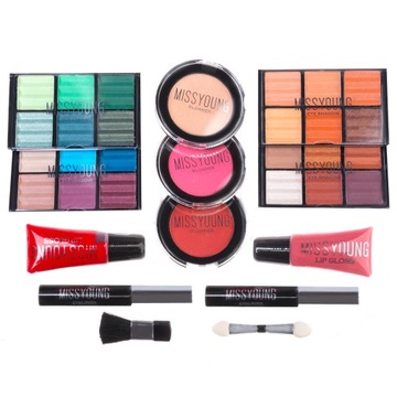 KUFEREK Z KOSMETYKAMI DO MAKIJAŻU KUFER MAKEUP