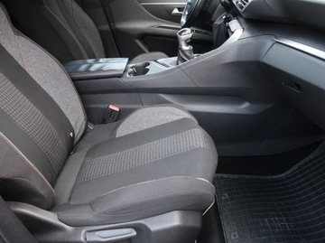 Peugeot 3008 II Crossover 1.6 BlueHDi 120KM 2017 Peugeot 3008 1.6 BlueHDi, Navi, Klima, zdjęcie 8